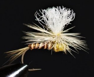 フライ　毛鉤 完成フライのリバートーク